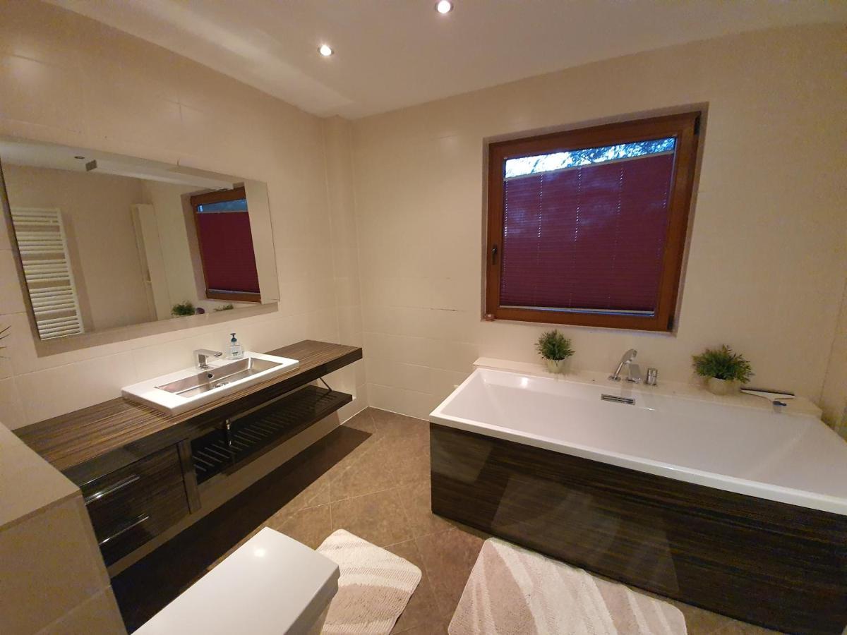 בוכהולץ אין דר נורדהייידה Apartment Bei Hamburg Bis 10 Personen Mit Terasse Und Gartennutzung. מראה חיצוני תמונה